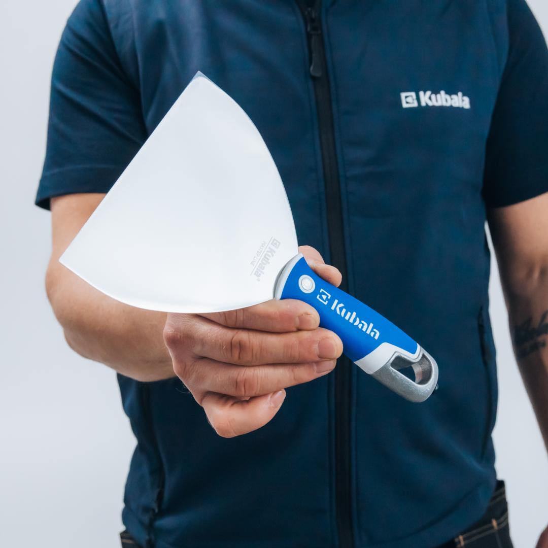 Nerūd. plieno glaistyklė su rankenoje įmontuota sukimo galvute 150 mm. Master Line - Image 2